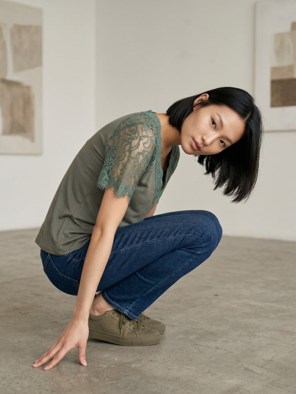 La Miel green lace trimmed V-neck tee with sheer lace sleeves